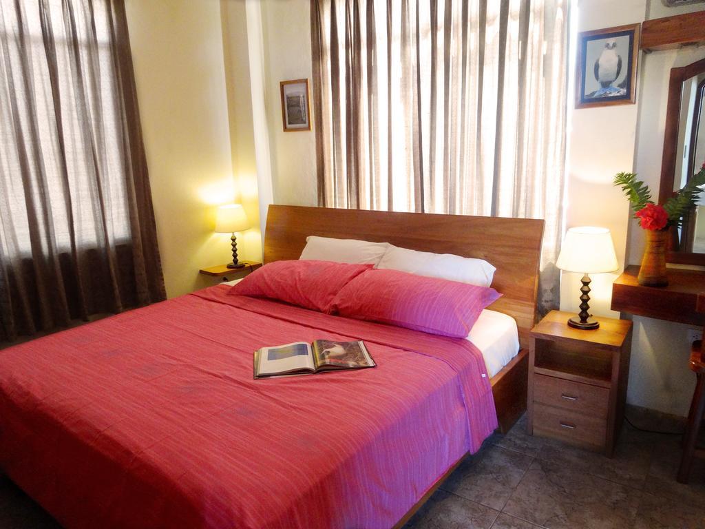 Hotel Del Sol Galapagos Puerto Ayora  Szoba fotó