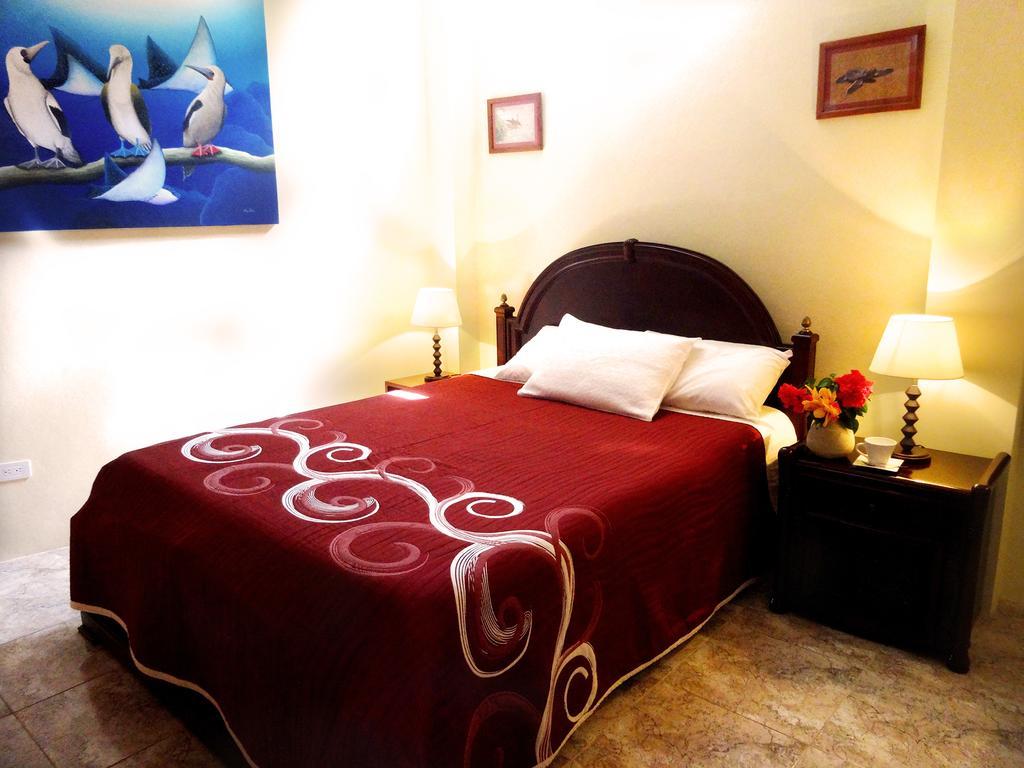 Hotel Del Sol Galapagos Puerto Ayora  Szoba fotó